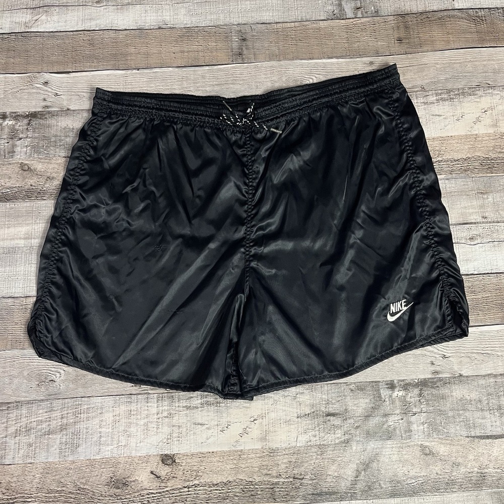 Nike Shorts Men's Size Large Black Vintage 90s Shiny Athletic Sportswear Workout
